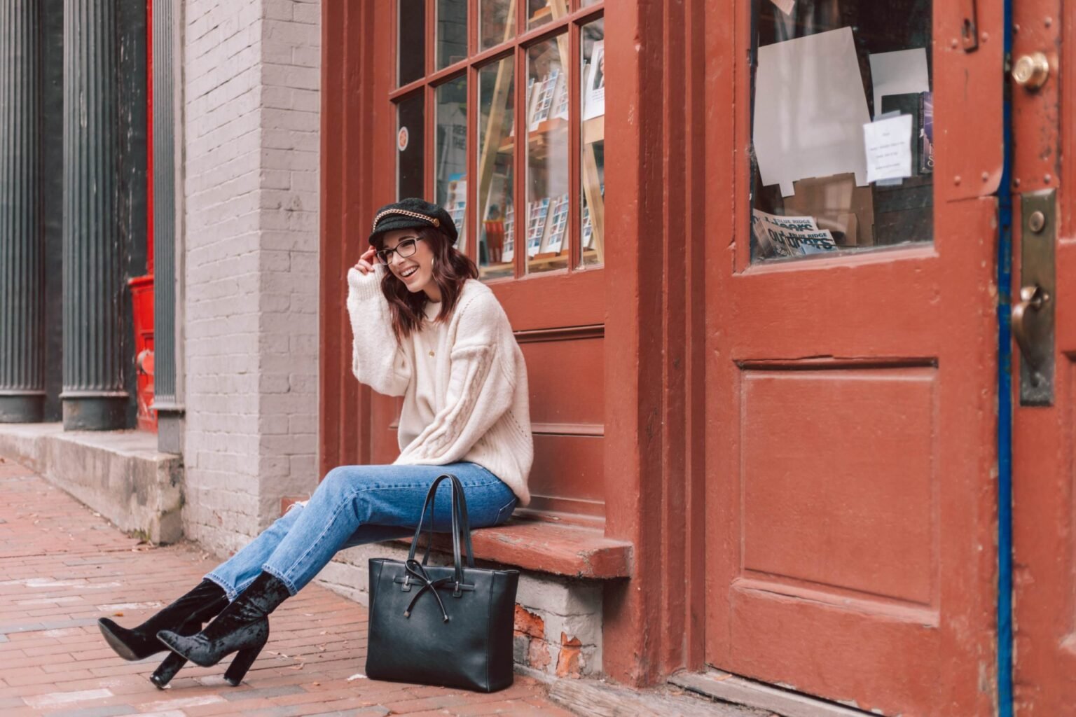 How to Wear Winter White Jeans - Walking in Memphis in High Heels