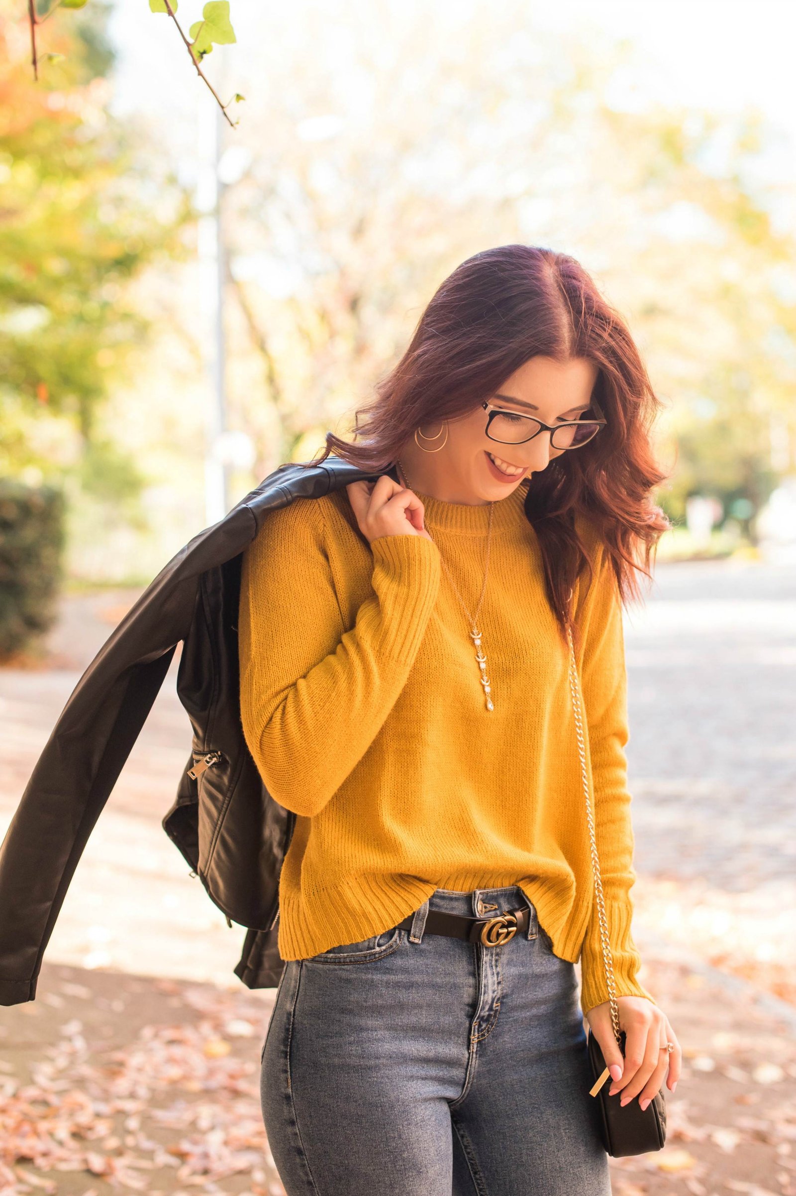 Mustard yellow store sweater outfit