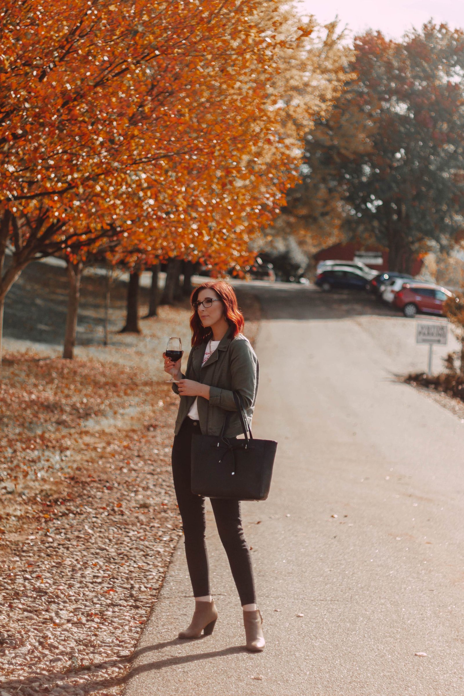 A Monochromatic Summer to Fall Outfit - Jeans and a Teacup