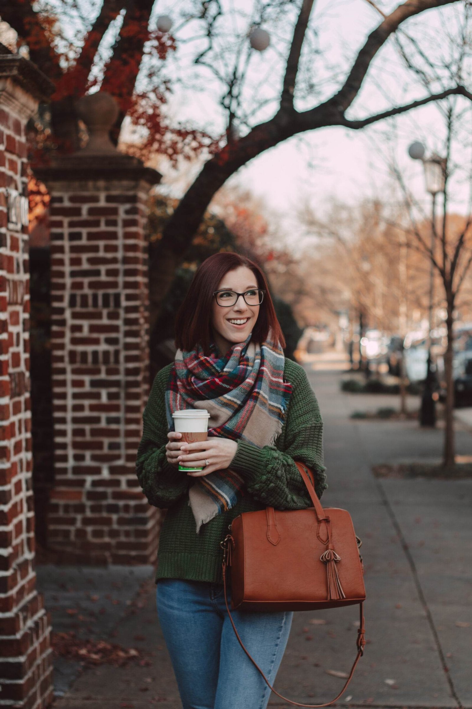 How to Style a Casual Outfit for Christmas Day by The Espresso Edition cozy book and lifestyle blog