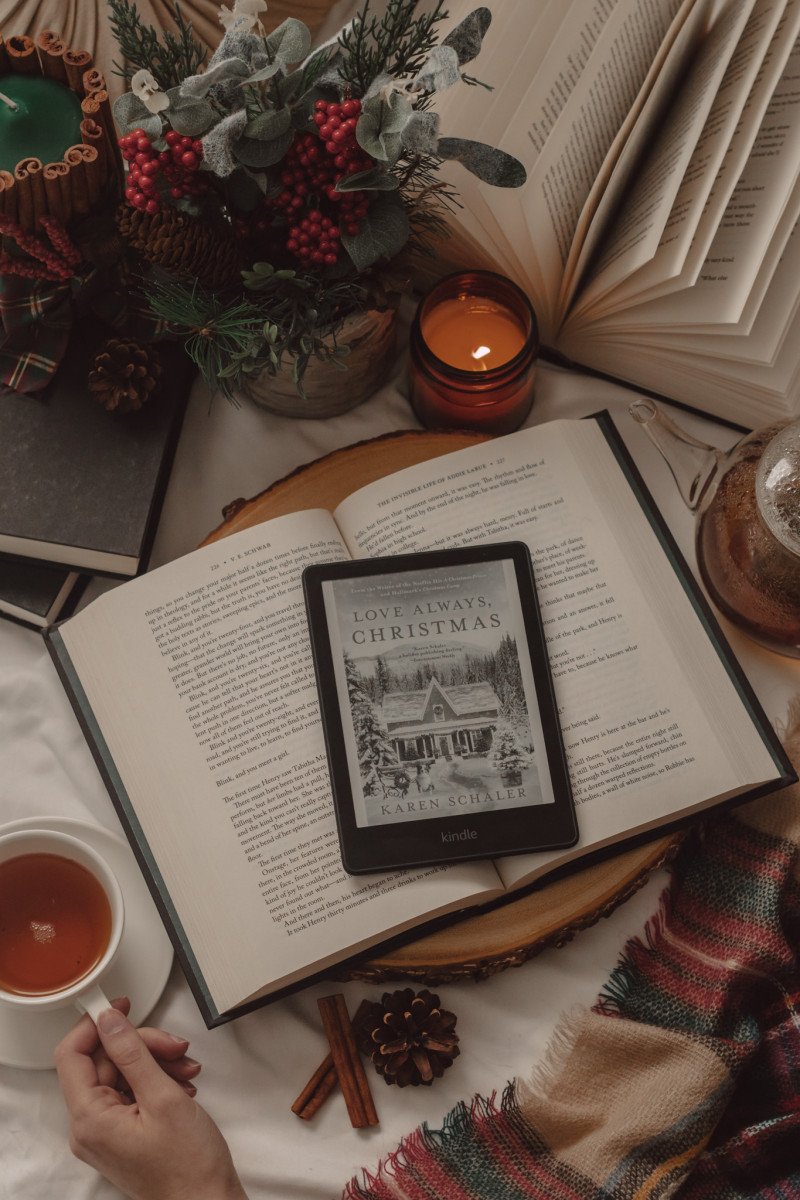 Book Review of Love Always Christmas by Karen Schaler by The Espresso Edition cozy book and lifestyle blog