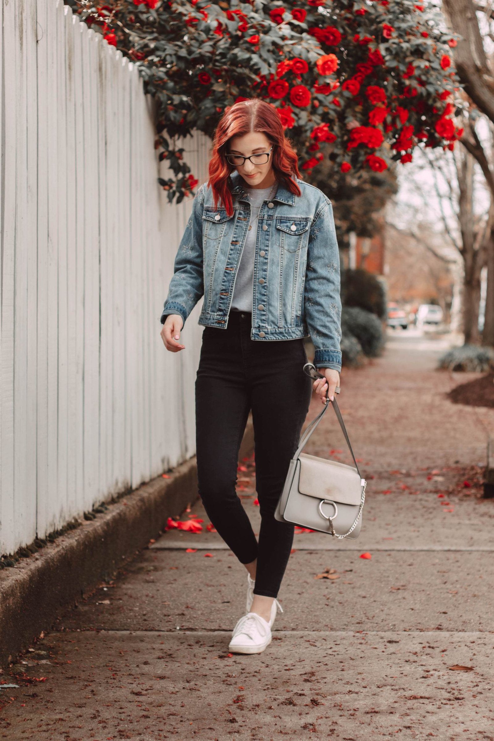 Red denim hot sale jacket outfit